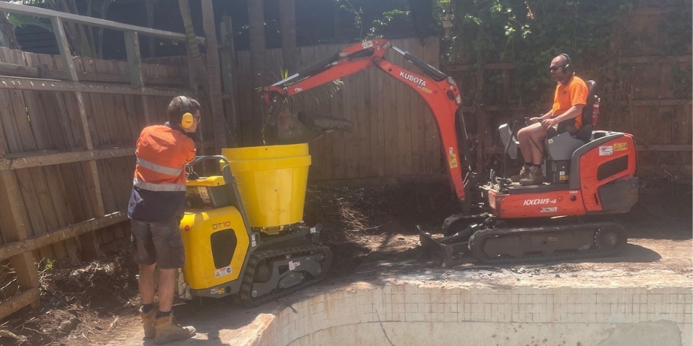 Crucial Excavator Safety Tips - Hammer Excavations