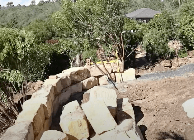 sandstone retaining wall