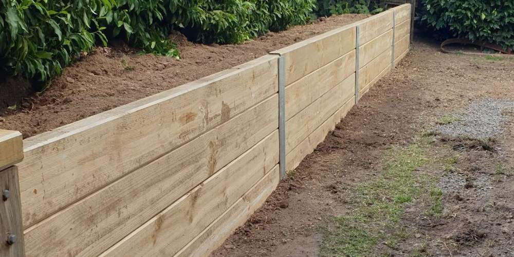 retaining walls maintenance